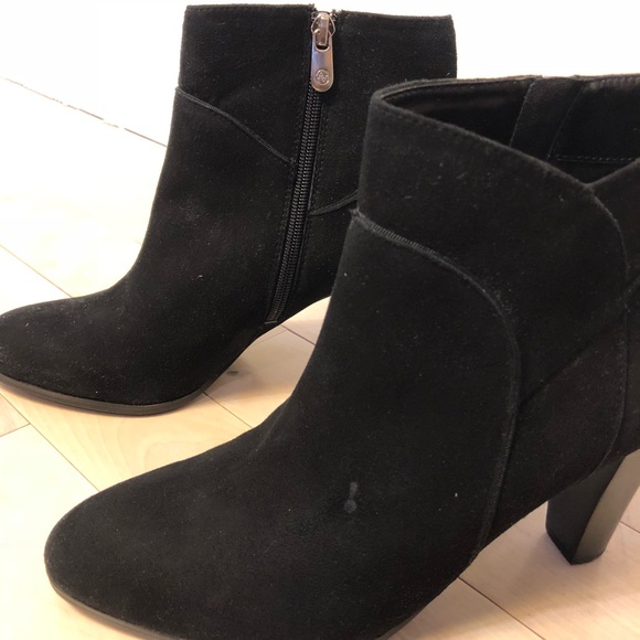 Booties - Picture 4 of 7